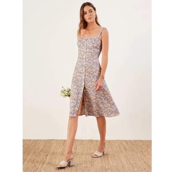 Reformation Dresses & Skirts - Floral Reformation Dress